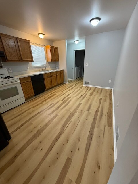 Foto del edificio - 28913 Annapolis Ave