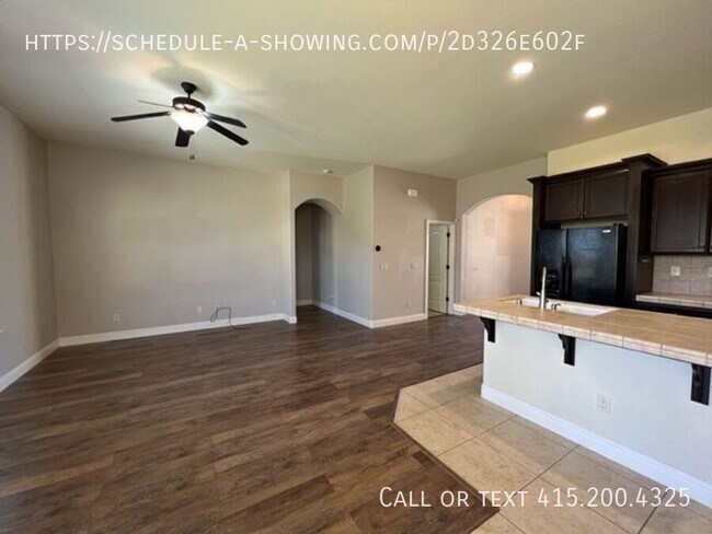 Building Photo - 5967 E Via Peccio Dr