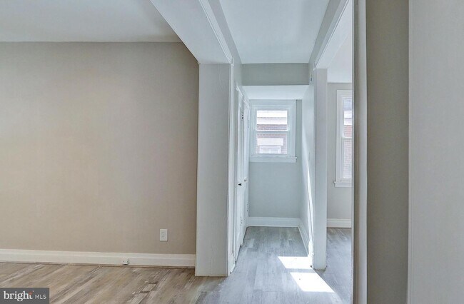Foto del edificio - 6110 41st Ave