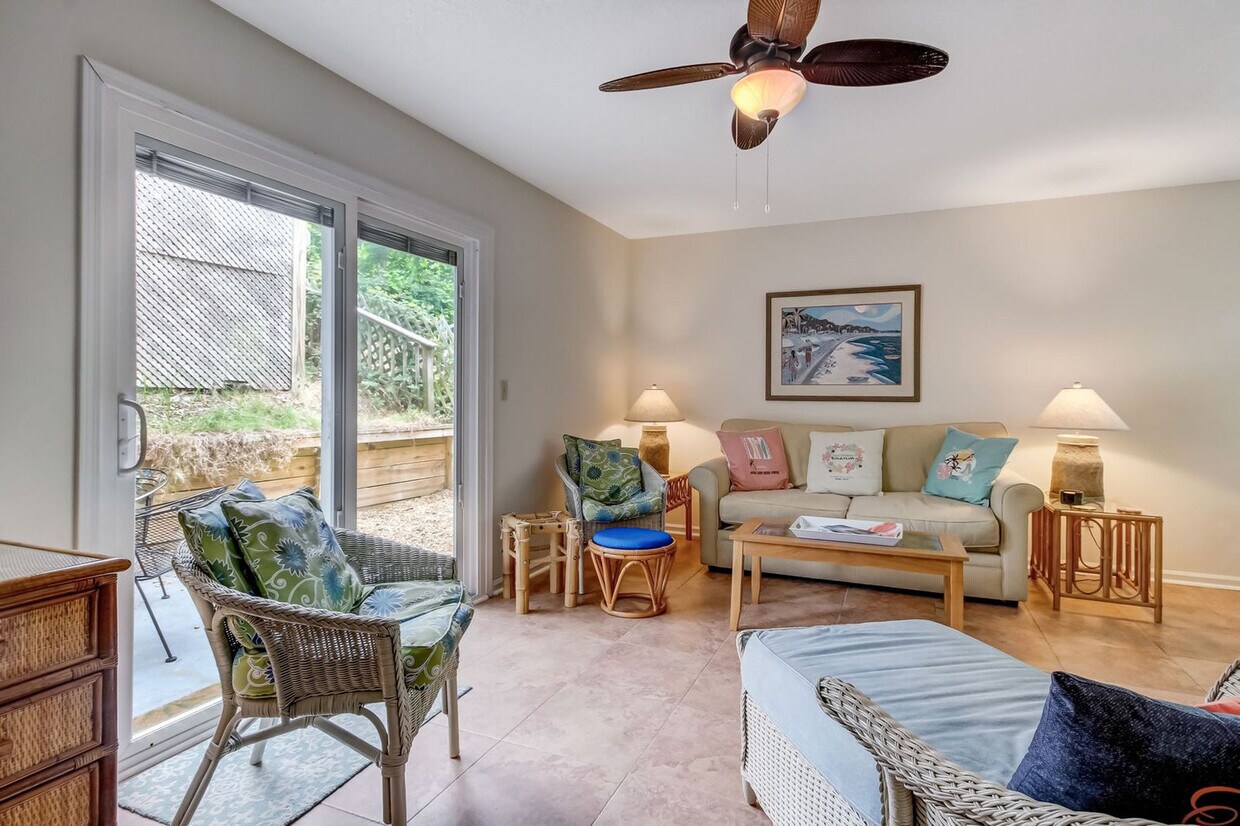 Foto principal - 2616 1st Ave