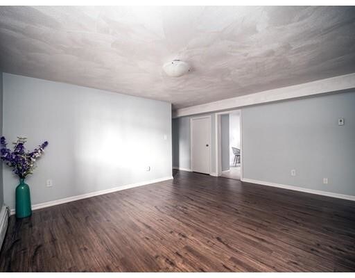 Building Photo - 48 Bryon Rd