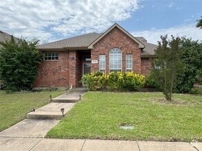 Building Photo - 6005 Hidden Pine Ln