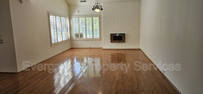 Foto del edificio - 11458 Coloma Rd
