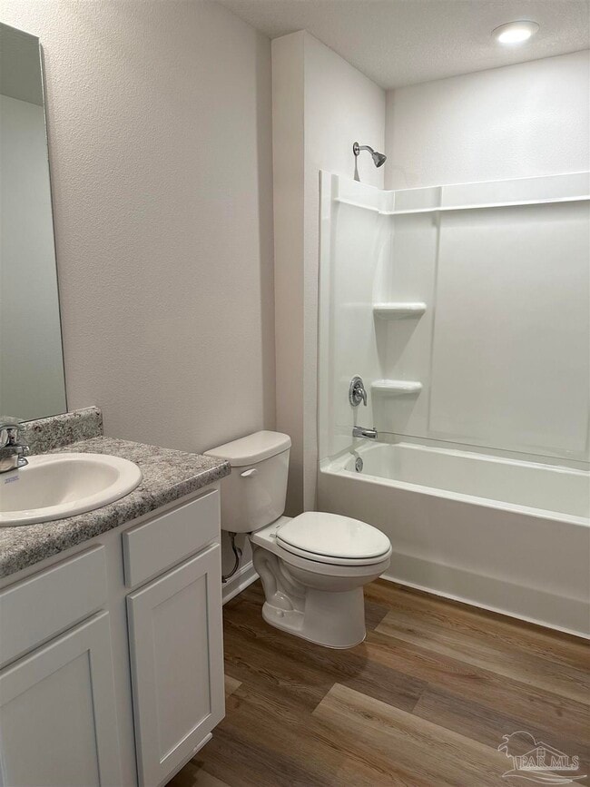 Foto del edificio - 5948 Laurel Oak Dr