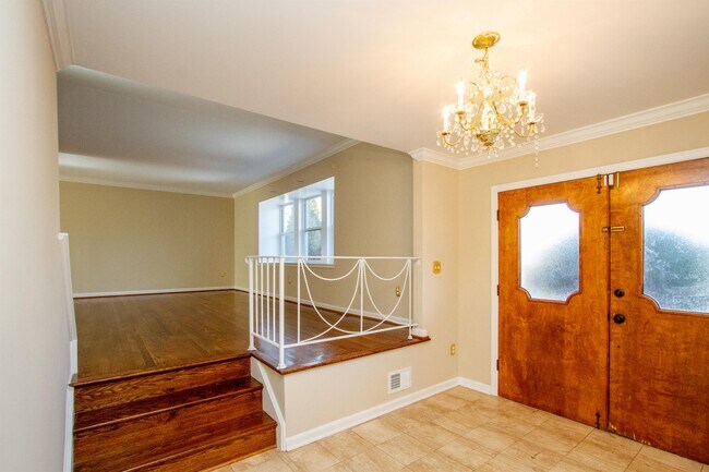 Photo - 13308 Fort Washington Rd House