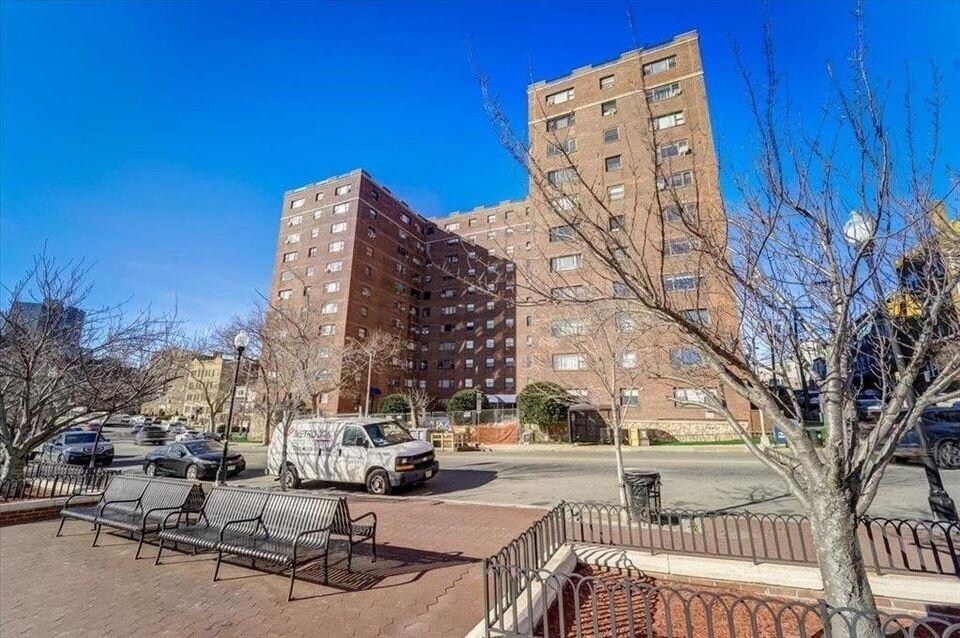 6515 Boulevard E Unit 9D, West New York, NJ 07093 Room for Rent in