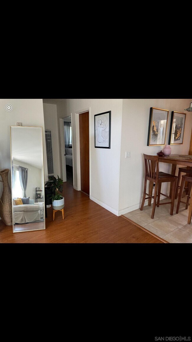 Foto del edificio - 4819 Ingraham St