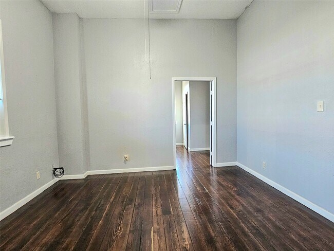 Building Photo - 4226 Winnie St