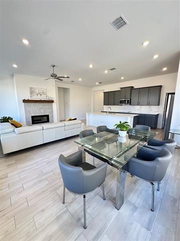 Foto del edificio - 228 Cherryvale Ln