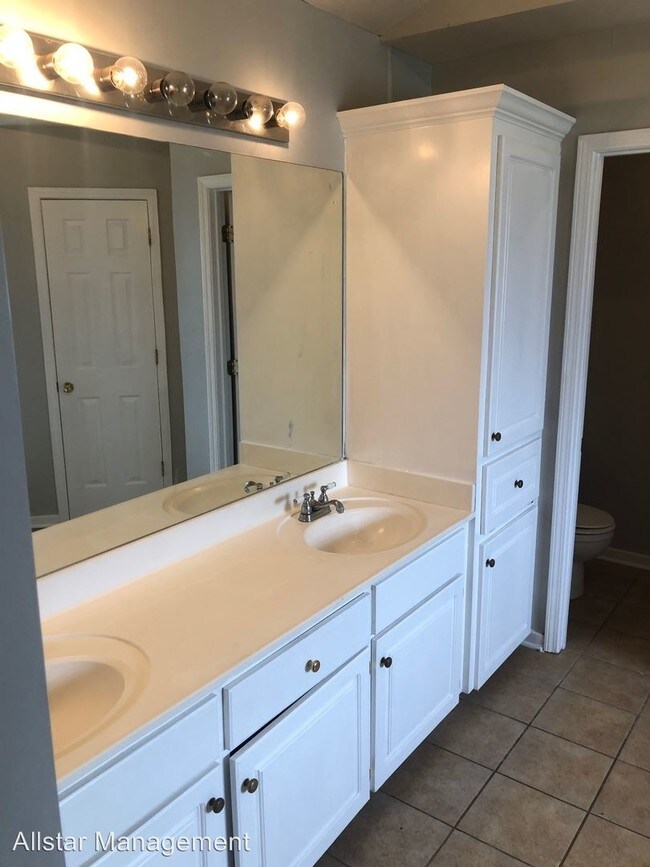 Building Photo - 3 br, 2 bath House - 9838 Crooked Creek Blvd