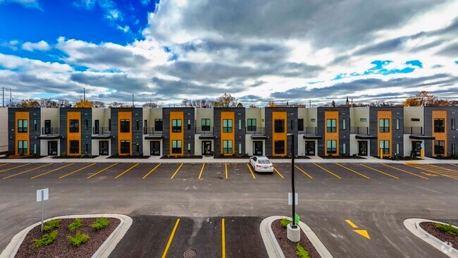 Building Photo - Berkshire Sheboygan Riverfront