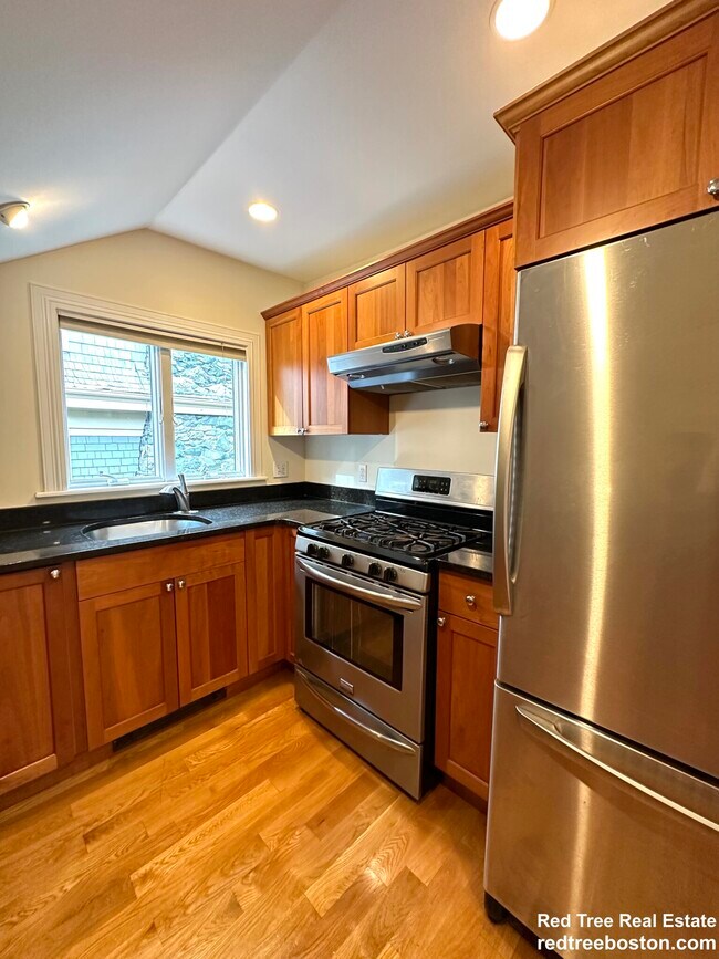 Photo - 10 Selkirk Rd Apartment