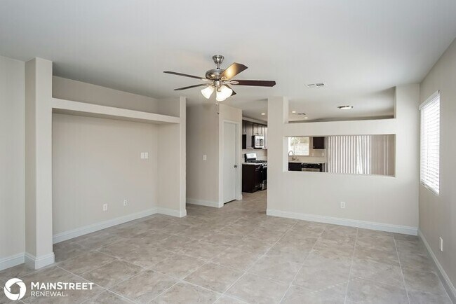 Foto del edificio - 793 Hitchen Post Dr, Henderson, NV 89011