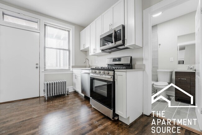Building Photo - 3817 N Drake Ave