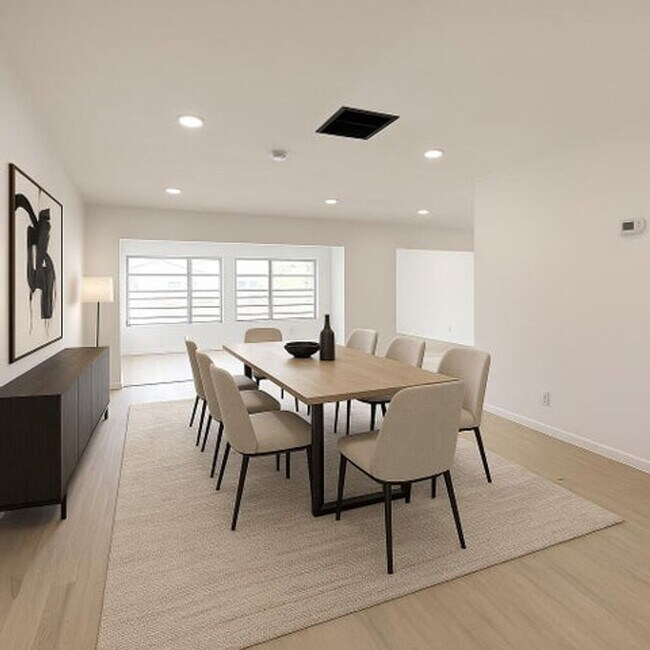 Foto del edificio - 210 W 23rd St