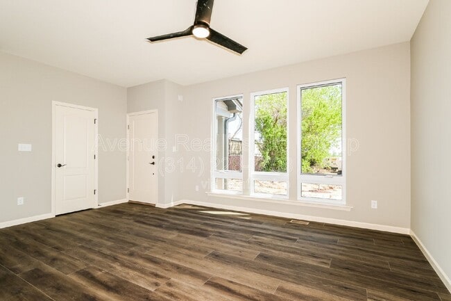 Foto del edificio - 39 Wingtip