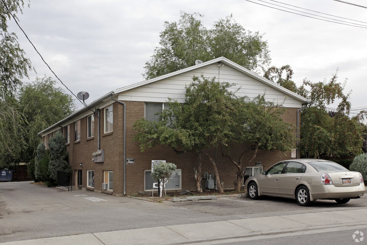 Primary Photo - 712-730 W Wasatch St
