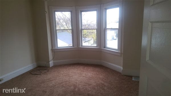 Building Photo - 420 Filbert St