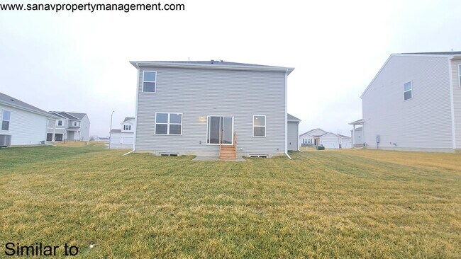 Foto del edificio - Turnkey Elegance: 4BR, 2.5BA Two-Story Haven with Gourmet Kitchen & Luxurious Master Suite!-3 CAR...