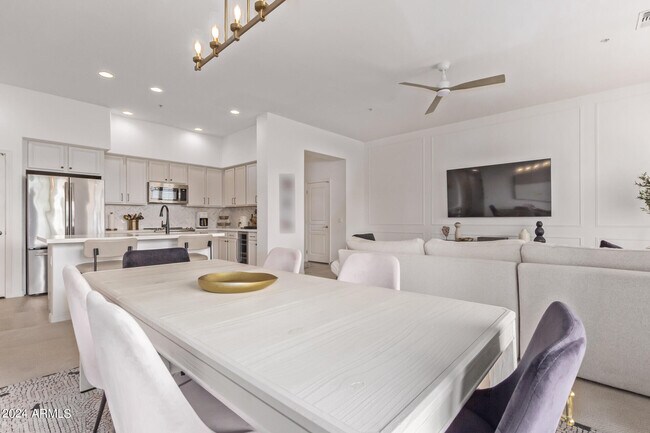 Foto del edificio - 2989 N 44th St