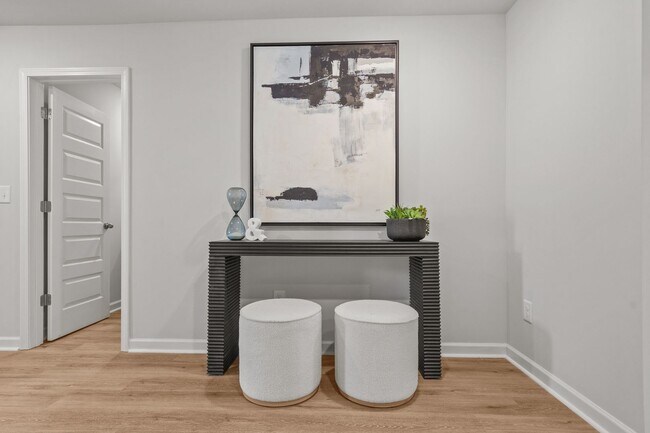 Foto del edificio - BRAND NEW 3 Bed 2.5 bathroom townhomes in Flowery Branch!