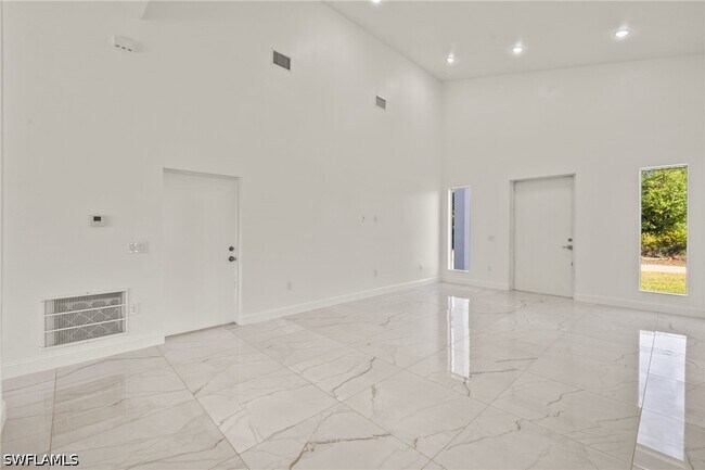 Foto del edificio - 840 Carpenter St E