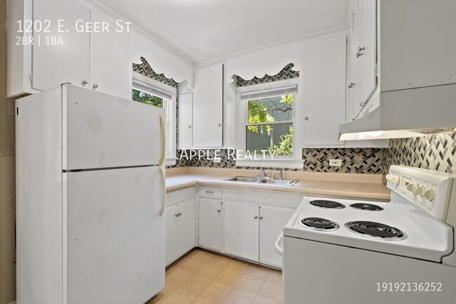 Building Photo - 1202 E Geer St