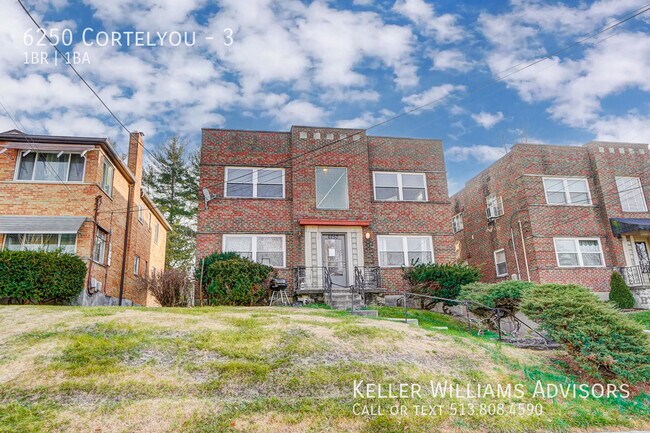 Building Photo - Fabulous one bedroom in Pleasant Ridge