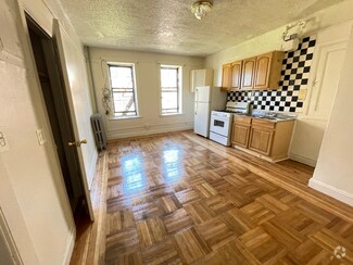 Building Photo - 4120 Carpenter Ave
