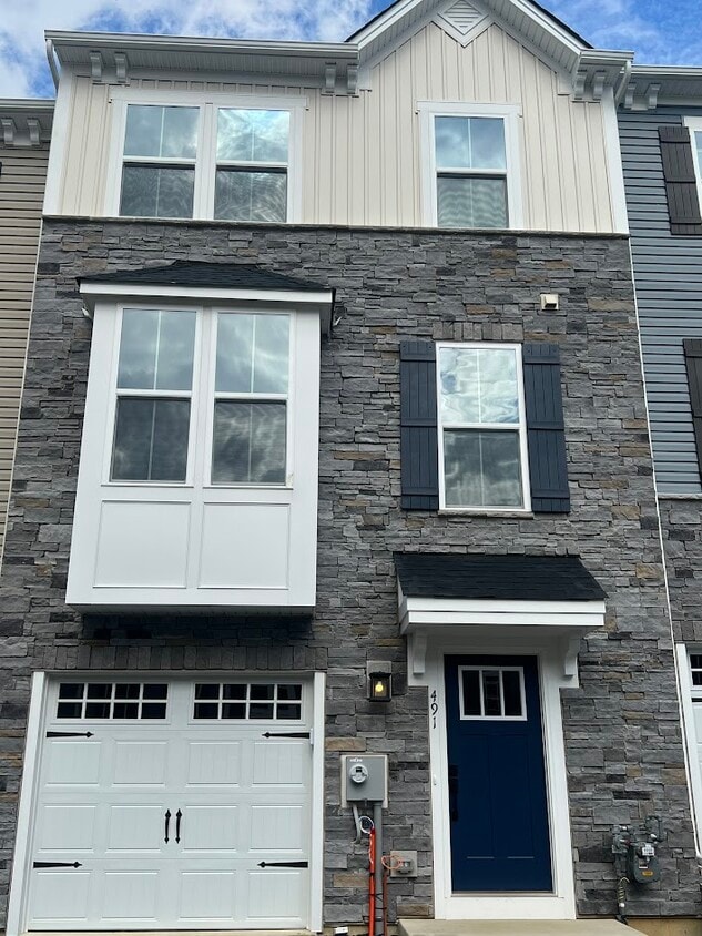 491 Paperbark Sq, West Bradford, PA 19335 Townhome Rentals in West
