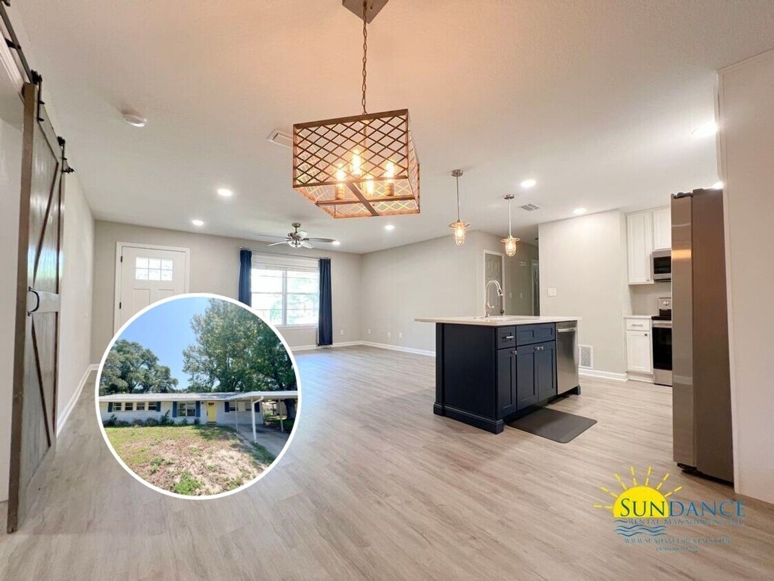 Primary Photo - Centrally located and renovated Fort Walto...