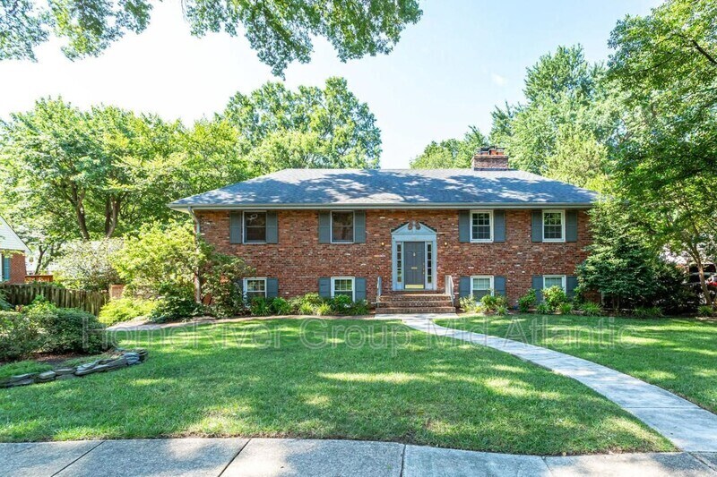 1009 Dalebrook Dr, Alexandria, VA 22308 House for Rent in Alexandria