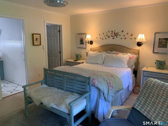 Foto del edificio - 160 Russell St