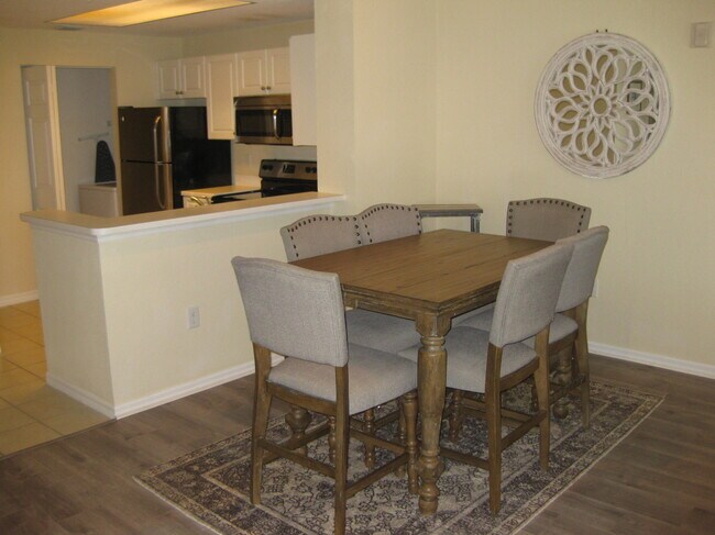 Building Photo - 2808 Amalei Dr