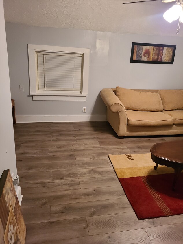 Foto principal - 320 Seward St