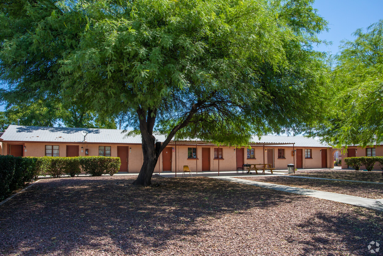 Building Photo - Desert Vista Village