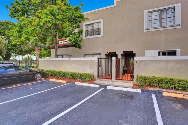 Foto del edificio - 10540 SW 154th Ct