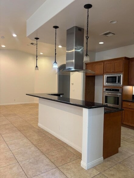Building Photo - 53540 Avenida Rubio
