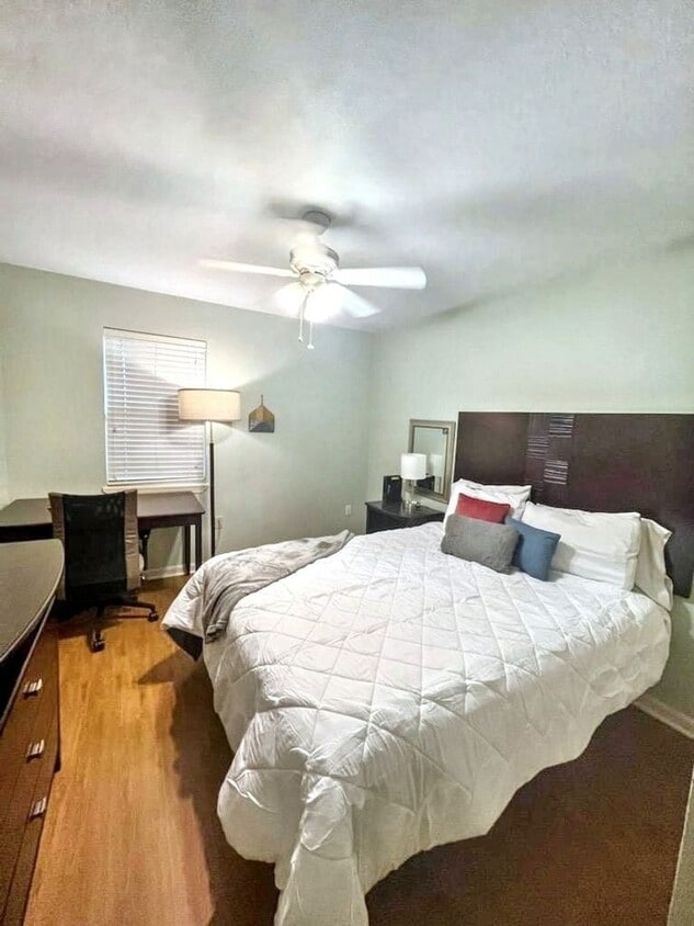 Foto principal - 121 N Jackson St