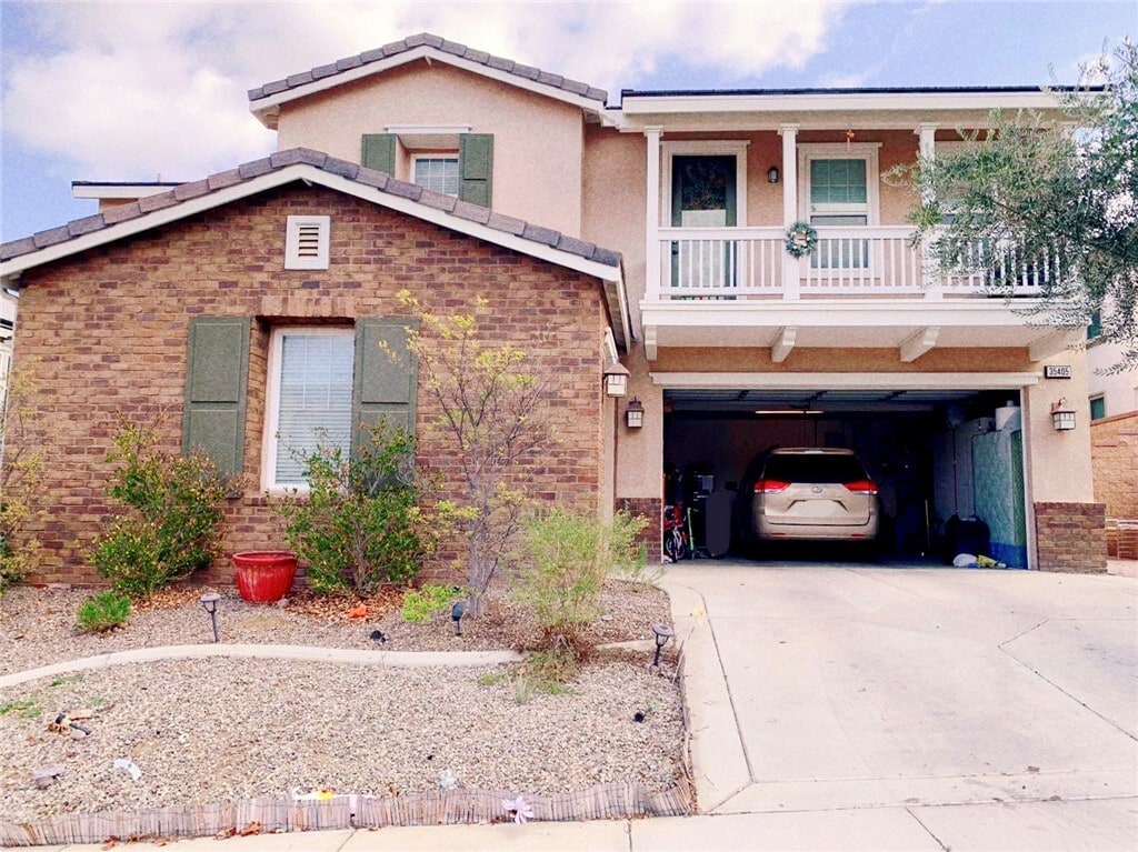 Primary Photo - 35405 Foxwood Ct