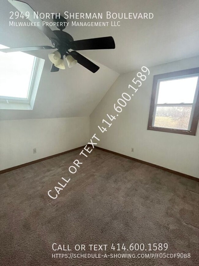 Foto del edificio - 2949 N Sherman Blvd