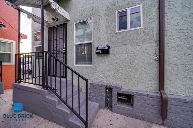 Foto del edificio - 2440 1/2 Fairmount St-1A