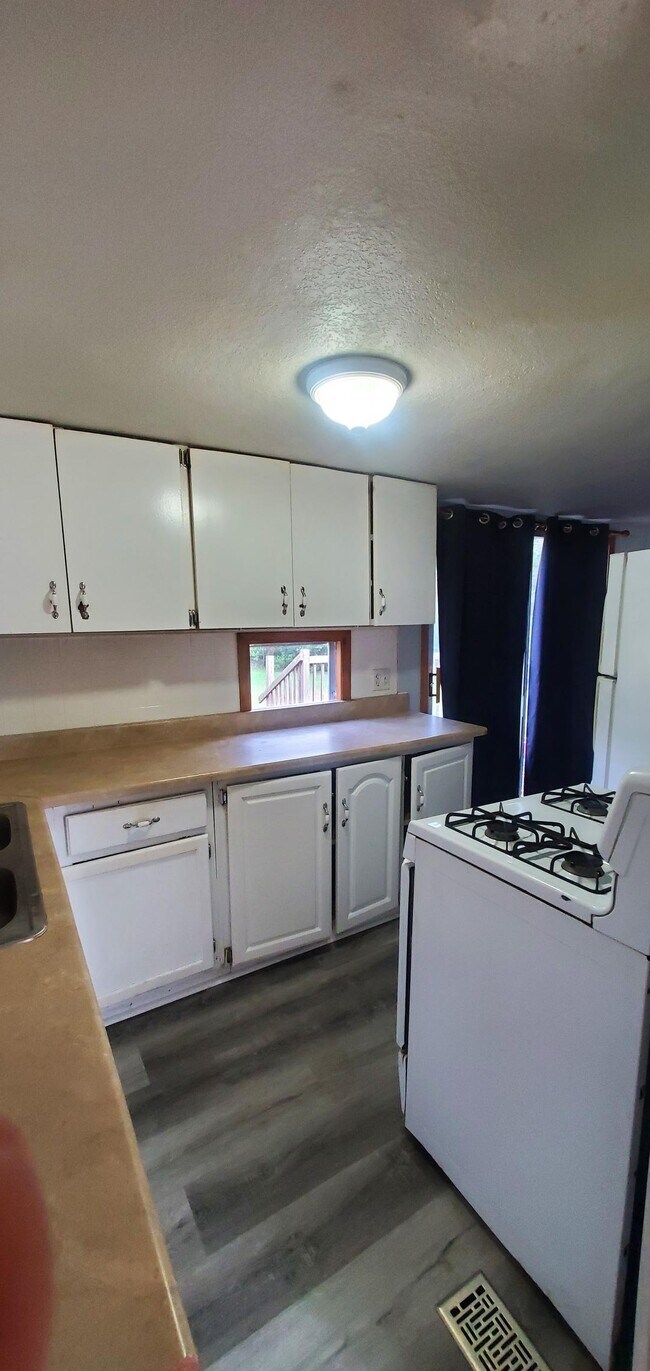 Foto del edificio - 7867 Ferris Rd