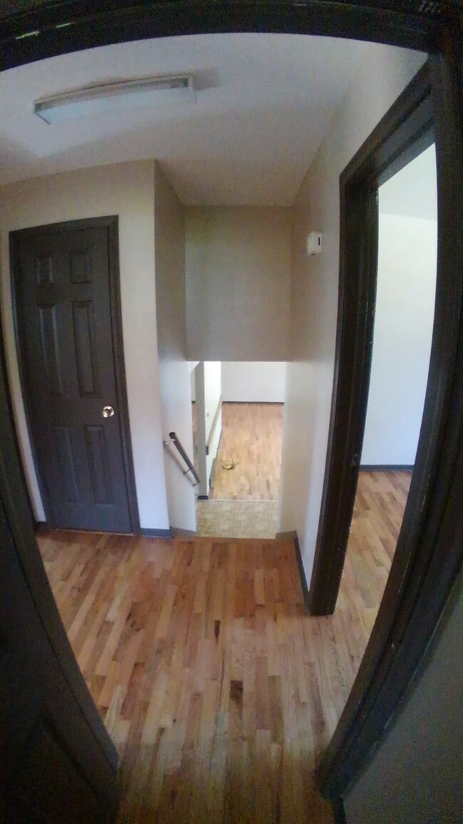 Building Photo - 1536 Linden St