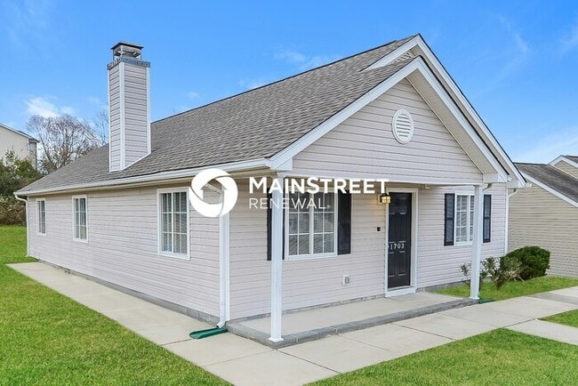 Foto del edificio - 3 Bedroom Pet-Friendly Home in HIGH POINT, NC with Main Street Renewal
