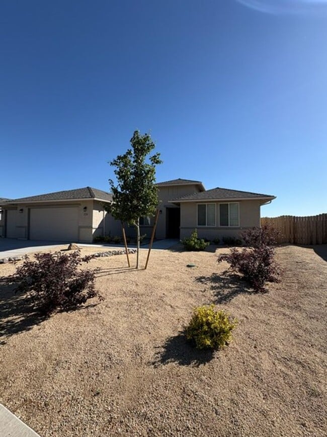 Building Photo - 326 Bens Way