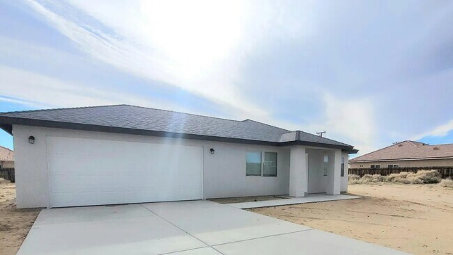 Foto del edificio - 7332 Poppy Blvd