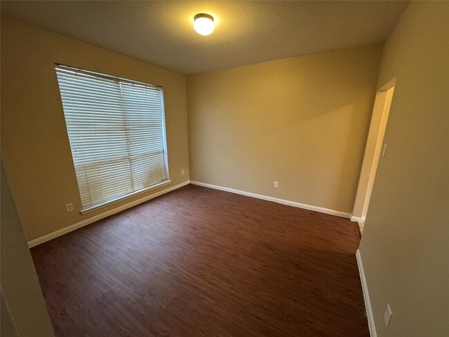 Building Photo - 4018 Longway Estates Ct
