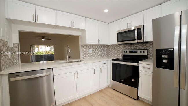 Foto del edificio - 4291 NW 9th Ave