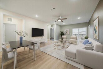 Building Photo - 6804 Westview Dr